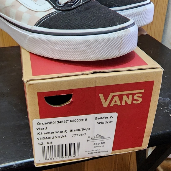 Vans Black/ Sepi Checkerboard. Lace up Tennis Shoes Size 6.5. Gently Used - Picture 4 of 4